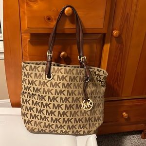 Michael Kors Shoulder Bag - medium - tan/brown